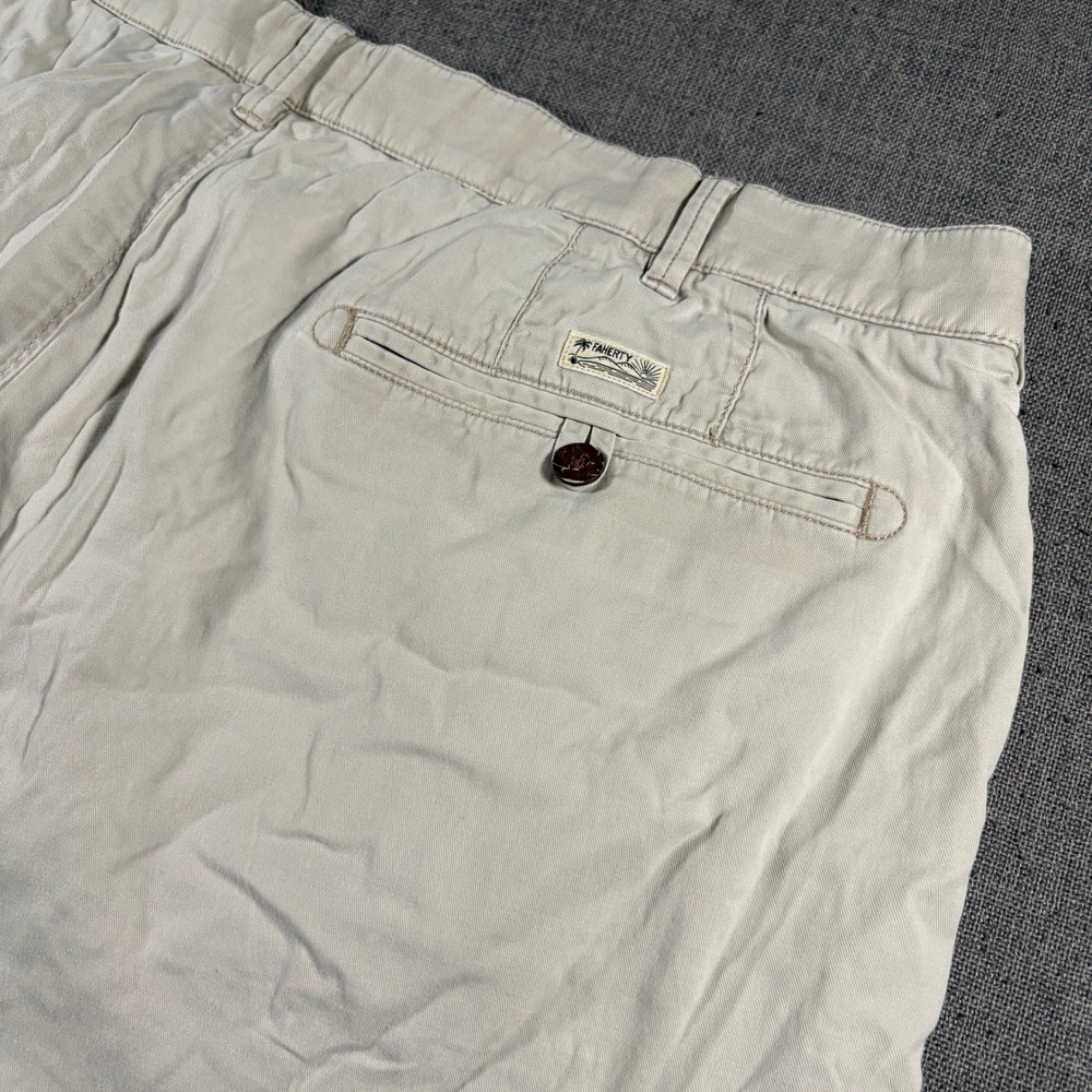Faherty All Day Shorts Mens 42 Khaki Sand Organic Cotton Tencel MBS2203-SKH